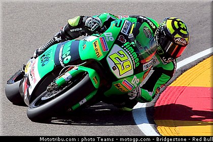 moto2_iannone_04_aragon_2010.jpg