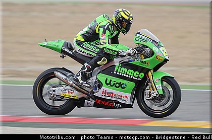 moto2_iannone_06_aragon_2010.jpg