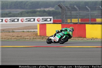 moto2_iannone_12_aragon_2010.jpg