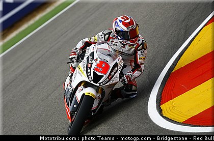 moto2_noyes_1_aragon_2010.jpg