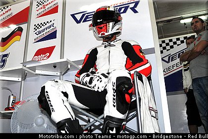 moto2_pasini_17_aragon_2010.jpg