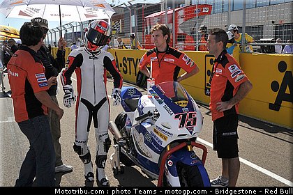 moto2_pasini_22_aragon_2010.jpg