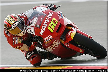 moto2_simon_05_aragon_2010.jpg