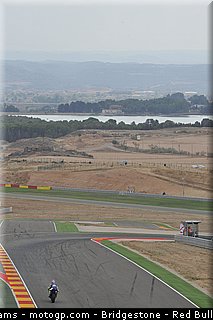 moto2_takahashi_03_aragon_2010.jpg
