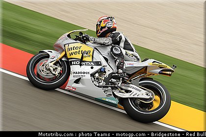 motogp_aoyama_02_aragon_2010.jpg