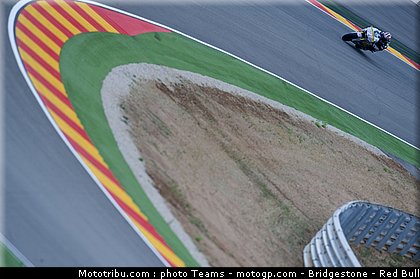 motogp_aoyama_10_aragon_2010.jpg