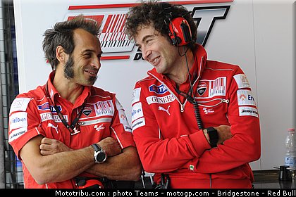 motogp_ducati_6_aragon_2010.jpg