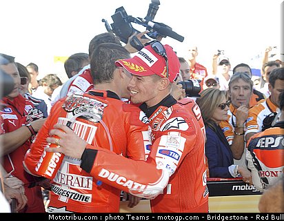 motogp_ducati_7_aragon_2010.jpg