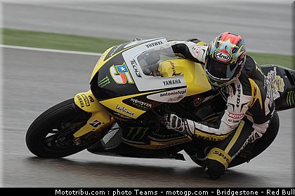 motogp_edwards_07_aragon_2010.jpg