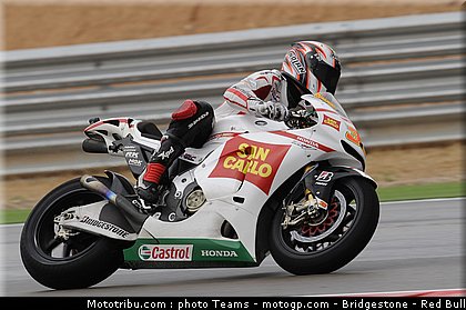 motogp_melandri_12_aragon_2010.jpg