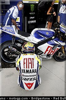 motogp_rossi_04_aragon_2010.jpg