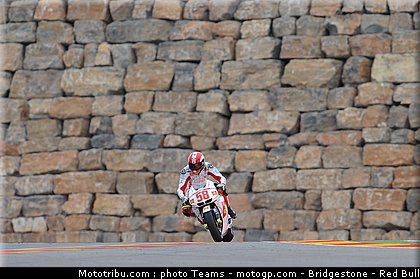 motogp_simoncelli_15_aragon_2010.jpg