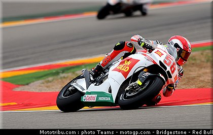 motogp_simoncelli_16_aragon_2010.jpg