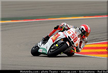 motogp_simoncelli_17_aragon_2010.jpg