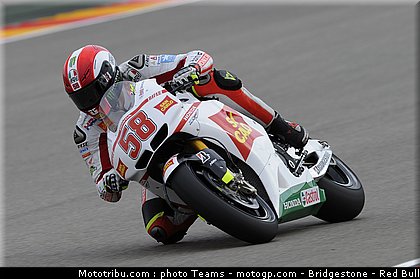 motogp_simoncelli_22_aragon_2010.jpg