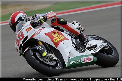 motogp_simoncelli_23_aragon_2010.jpg