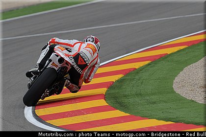 motogp_simoncelli_25_aragon_2010.jpg