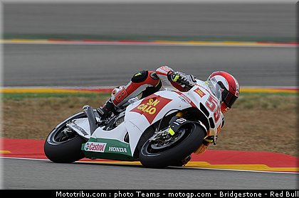 motogp_simoncelli_26_aragon_2010.jpg