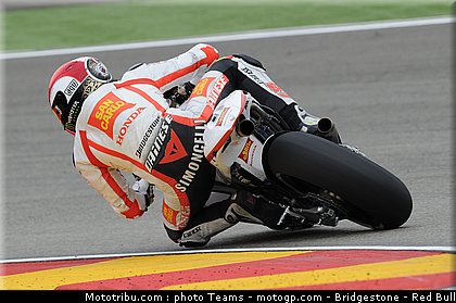 motogp_simoncelli_29_aragon_2010.jpg