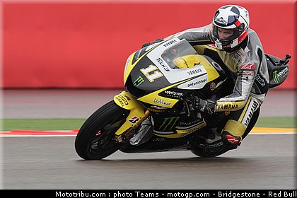 motogp_spies_05_aragon_2010.jpg