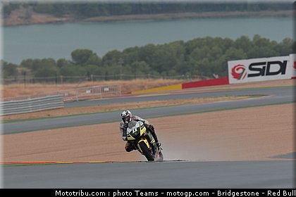 motogp_spies_08_aragon_2010.jpg