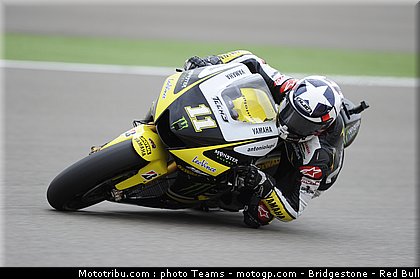 motogp_spies_11_aragon_2010.jpg