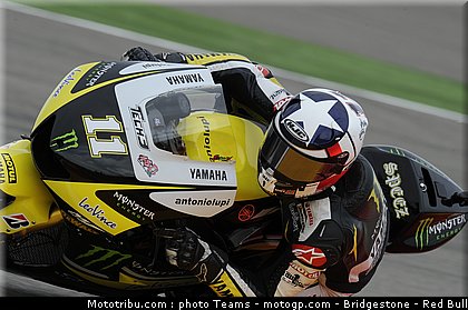 motogp_spies_12_aragon_2010.jpg