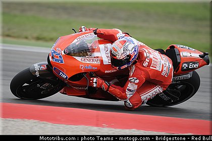 motogp_stoner_03_aragon_2010.jpg
