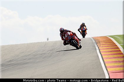 motogp_stoner_07_aragon_2010.jpg
