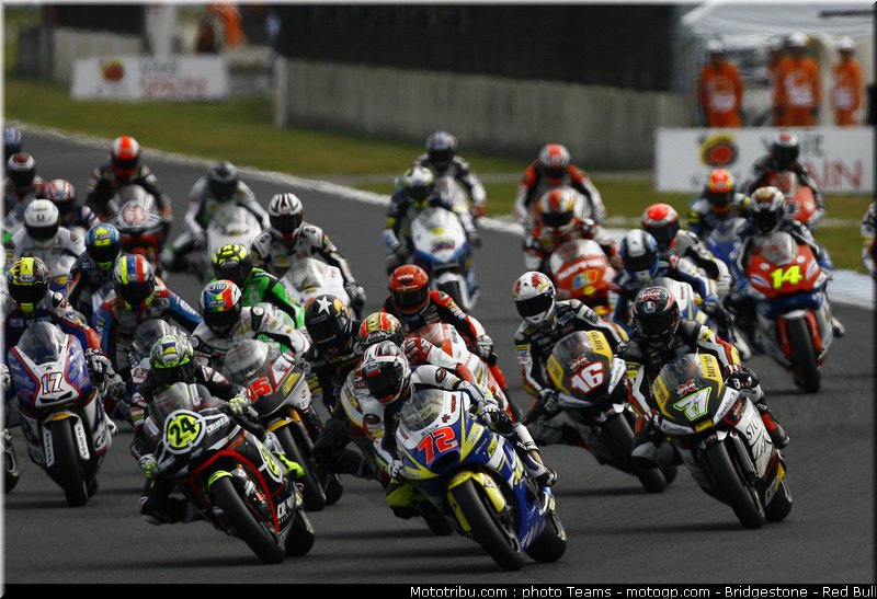 moto2_001_japon_2010
