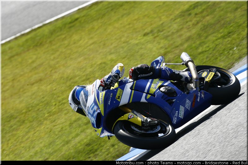 moto2_derosa_05_japon_2010