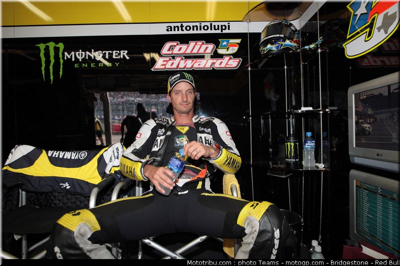 motogp_edwards_12_japon_2010