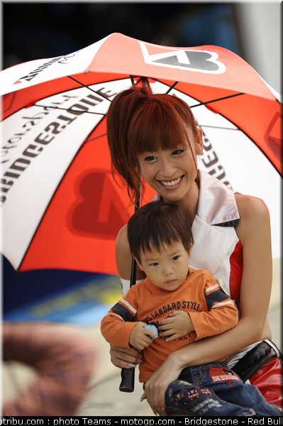 motogp_pitbabe_02_japon_2010