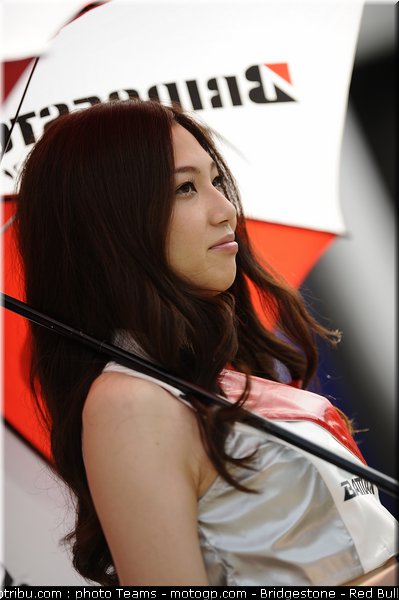 motogp_pitbabe_04_japon_2010