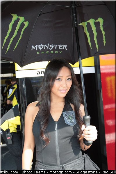 motogp_pitbabe_27_japon_2010