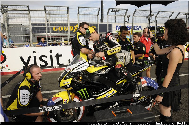 motogp_pitbabe_34_japon_2010
