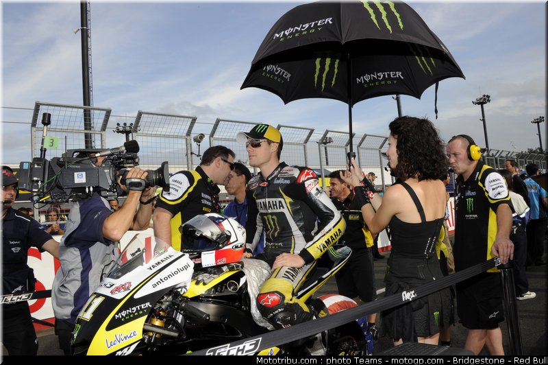 motogp_pitbabe_35_japon_2010