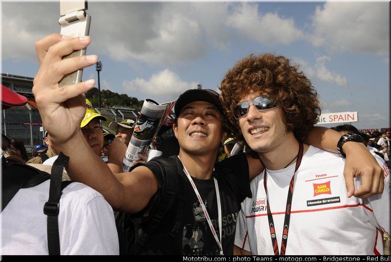 motogp_simoncelli_17_japon_2010