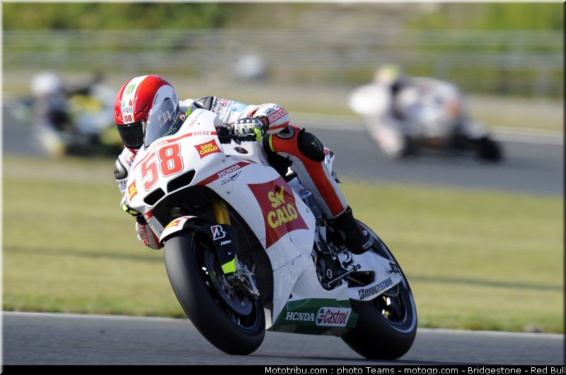 motogp_simoncelli_22_japon_2010