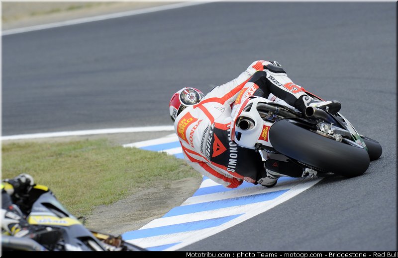 motogp_simoncelli_29_japon_2010