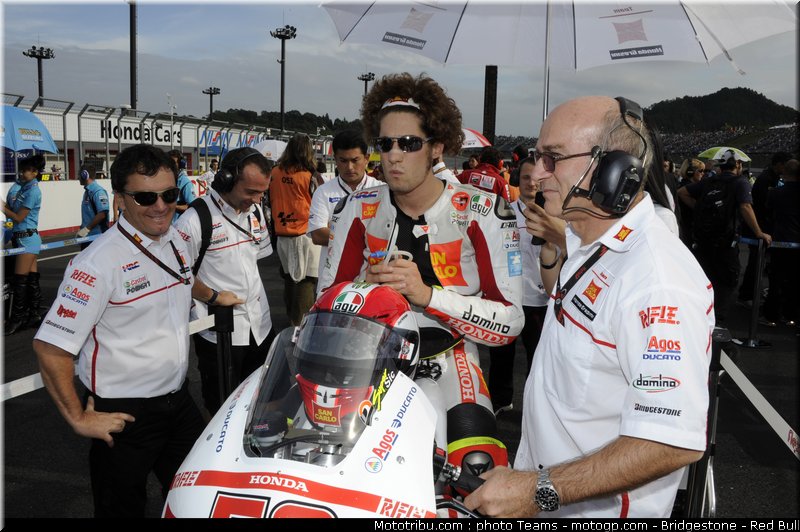 motogp_simoncelli_33_japon_2010