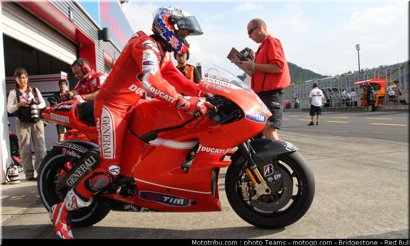 motogp_stoner_22_japon_2010