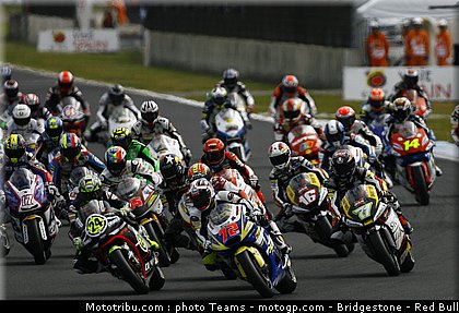 moto2_001_japon_2010.jpg