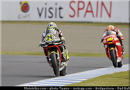 moto2_009_japon_2010.jpg