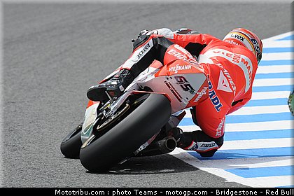 moto2_bradl_1_japon_2010.jpg