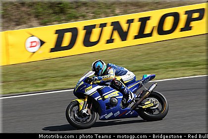 moto2_derosa_04_japon_2010.jpg