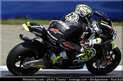 moto2_elias_11_japon_2010.jpg