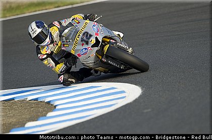 moto2_luthi_1_japon_2010.jpg
