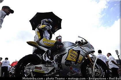 moto2_luthi_4_japon_2010.jpg
