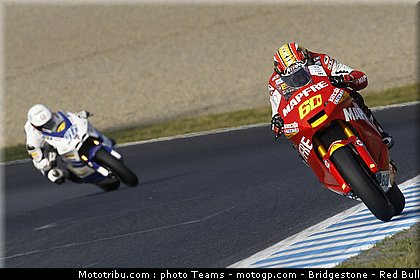 moto2_simon_01_japon_2010.jpg